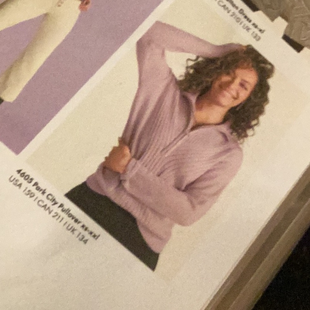 CAbi #4605 Park City Pullover S